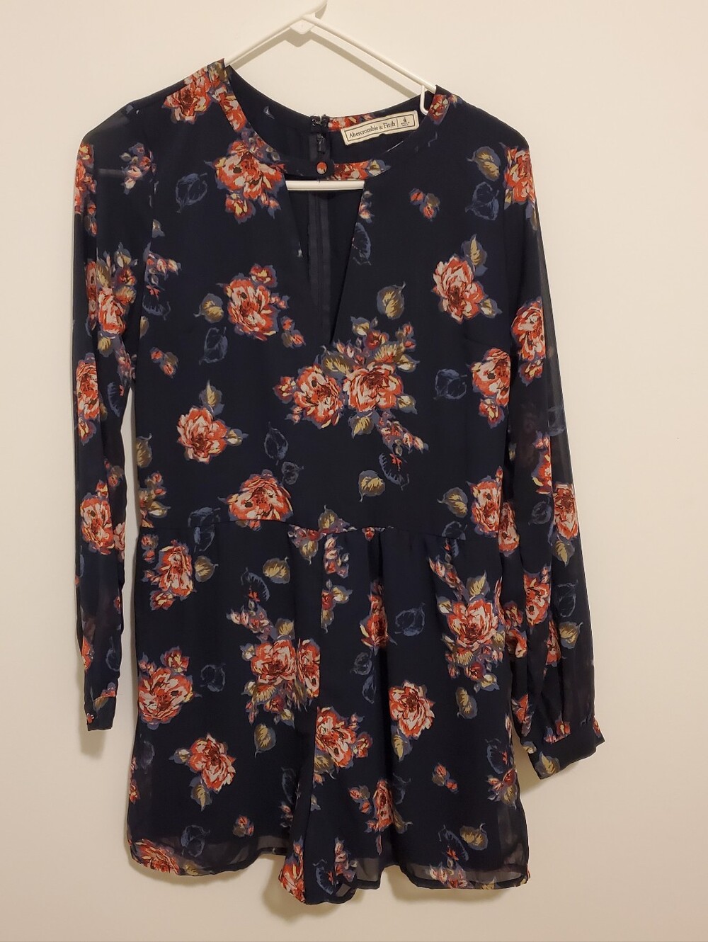 Abercrombie & Fitch Long Sleeve Shorts Romper Keyhole Front Navy & Pink Floral